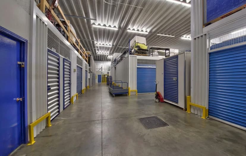 Entrepôts Mini-Box Ste-Catherine